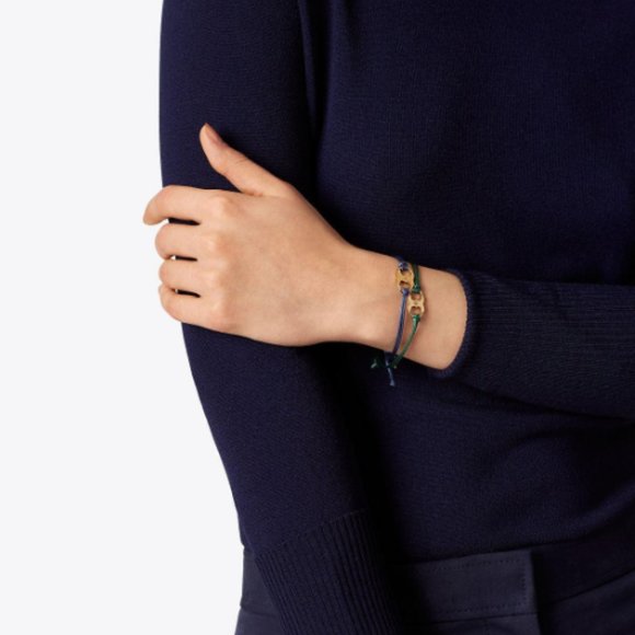 Embrace Ambition Bracelet - Picture 3 of 7